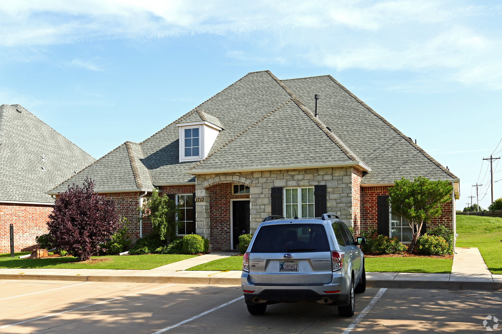 1713 W 33rd St, Edmond, OK for sale Primary Photo- Image 1 of 1