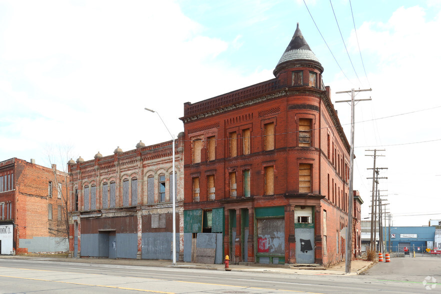 3363-3365 Michigan Ave, Detroit, MI à vendre - Photo principale - Image 1 de 1