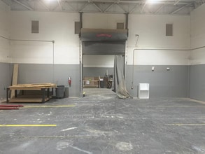 2025 NW 15th Ave, Pompano Beach, FL for lease Interior Photo- Image 2 of 2