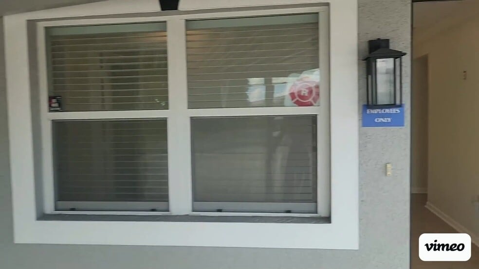 5113 Memorial Hwy, Tampa, FL for lease - Commercial Listing Video - Image 2 of 14