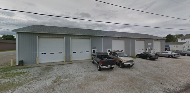 More details for 211 Montgomery Ave, Newark, OH - Flex for Lease
