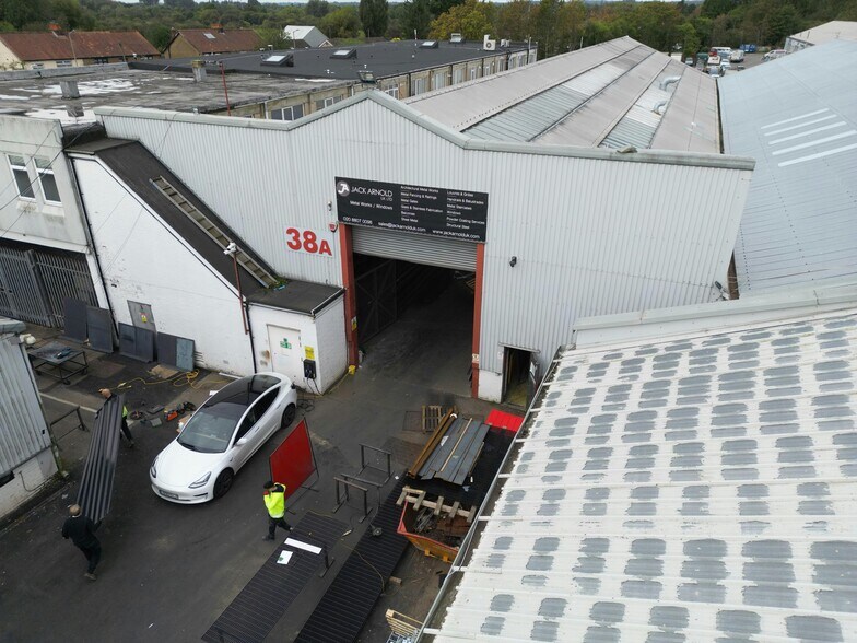 Nazeing Rd, Nazeing à louer - Photo du bâtiment - Image 1 de 10