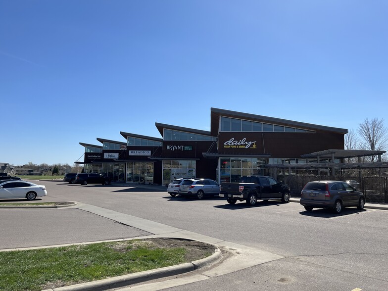 6221 S Western Ave, Sioux Falls, SD for lease - Primary Photo - Image 1 of 9