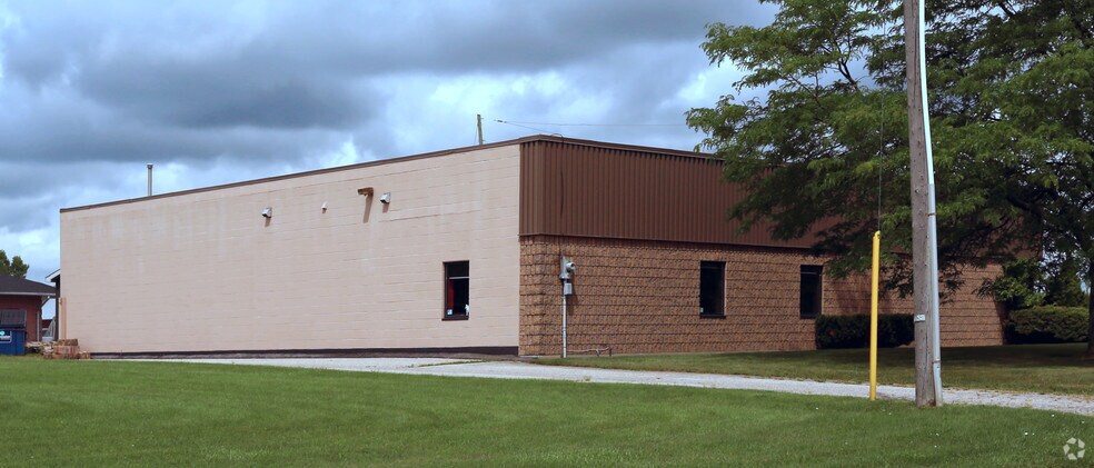 1535 N Routledge Park, London, ON for lease - Building Photo - Image 2 of 2