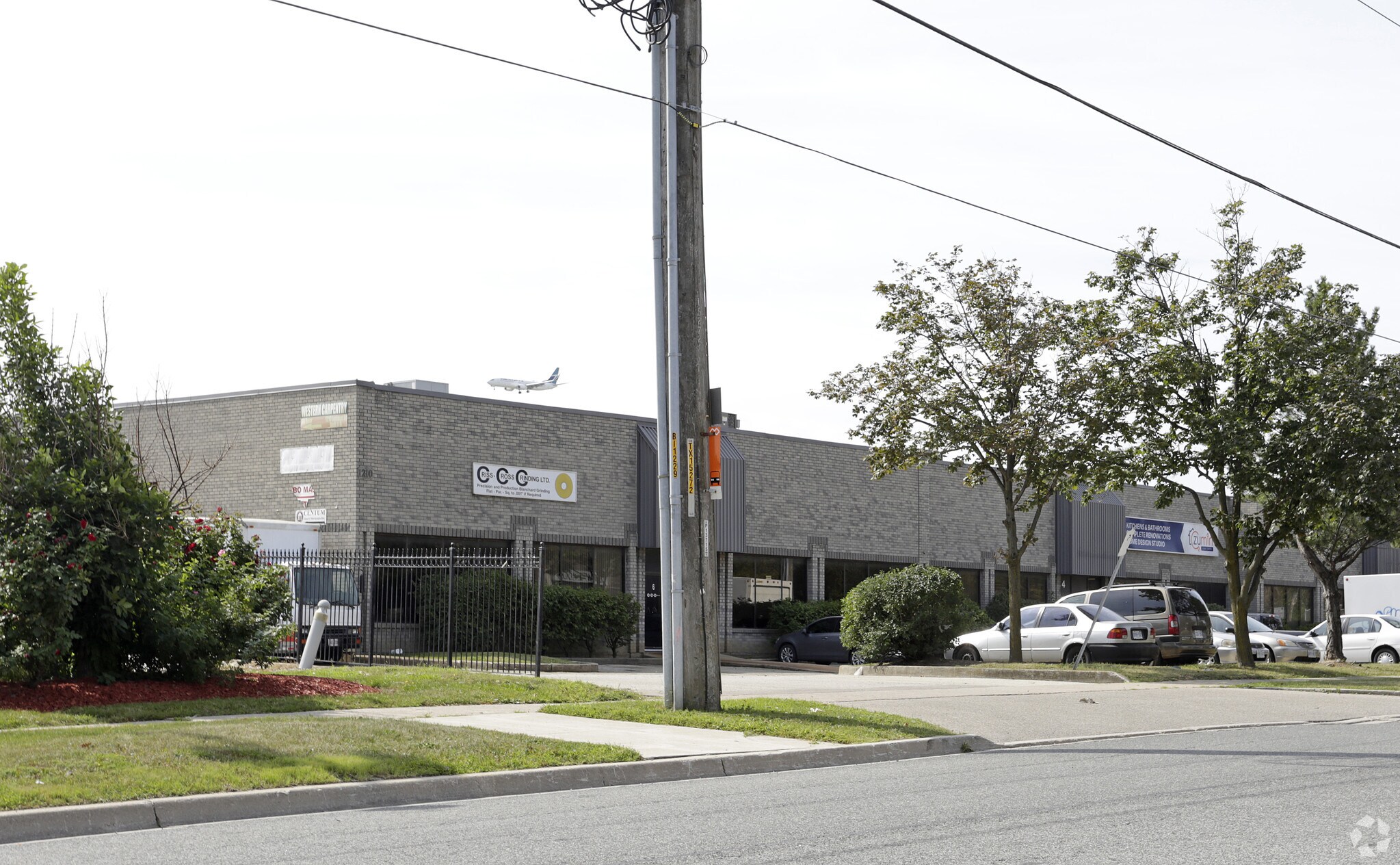 1200 Lorimar Dr, Mississauga, ON for sale Primary Photo- Image 1 of 1