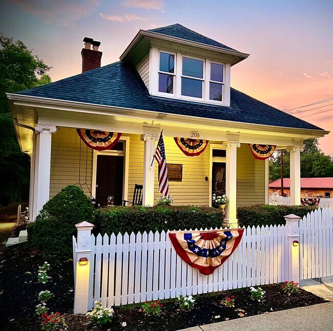Plus de détails pour 206 Bridge St, Franklin, TN - Bureau à louer