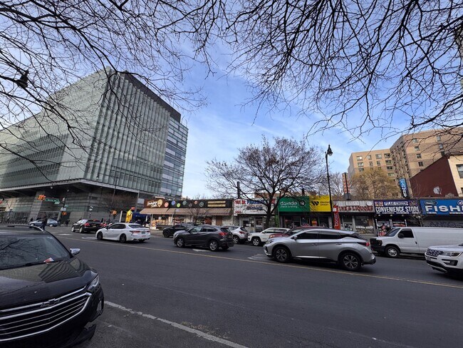 More details for 279 E 161st St, Bronx, NY - Retail for Lease