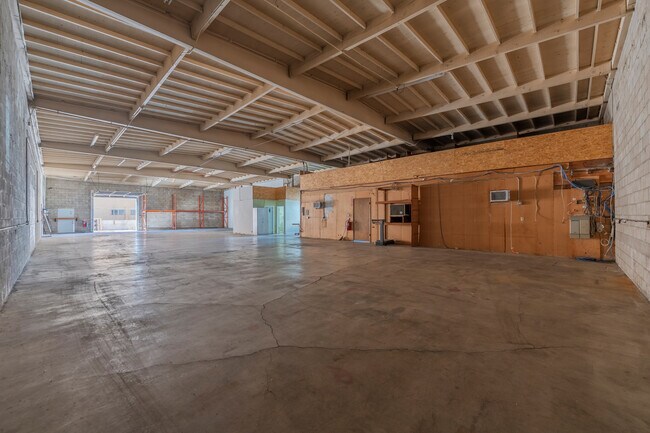 Plus de détails pour 440 N Marine Ave, Wilmington, CA - Industriel à louer