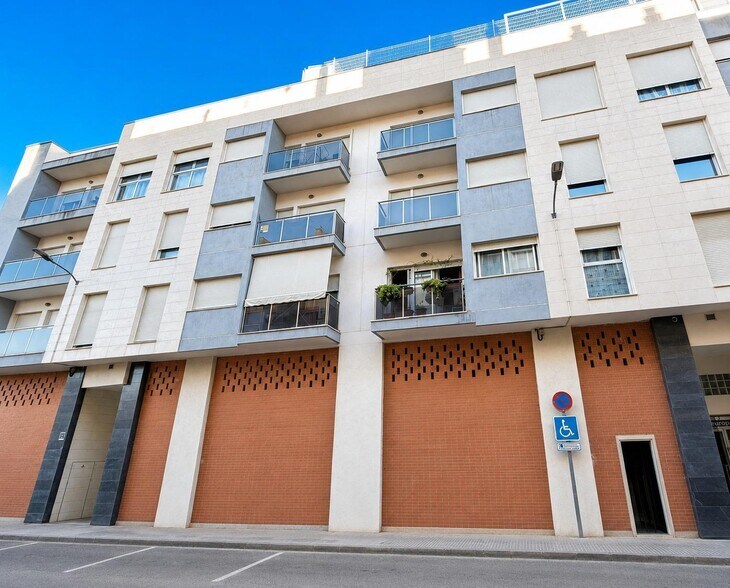 Calle de Don Juan Saquero, 4, Beniel, Murcia à vendre - Photo du bâtiment - Image 2 de 29