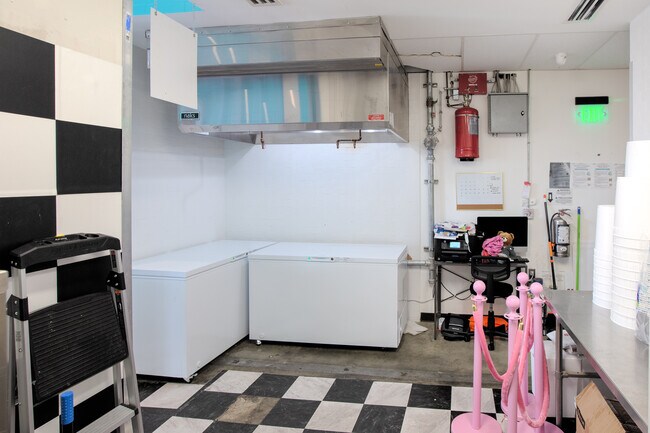 More details for 14601-14891 Biscayne Blvd, Miami, FL - Retail for Lease