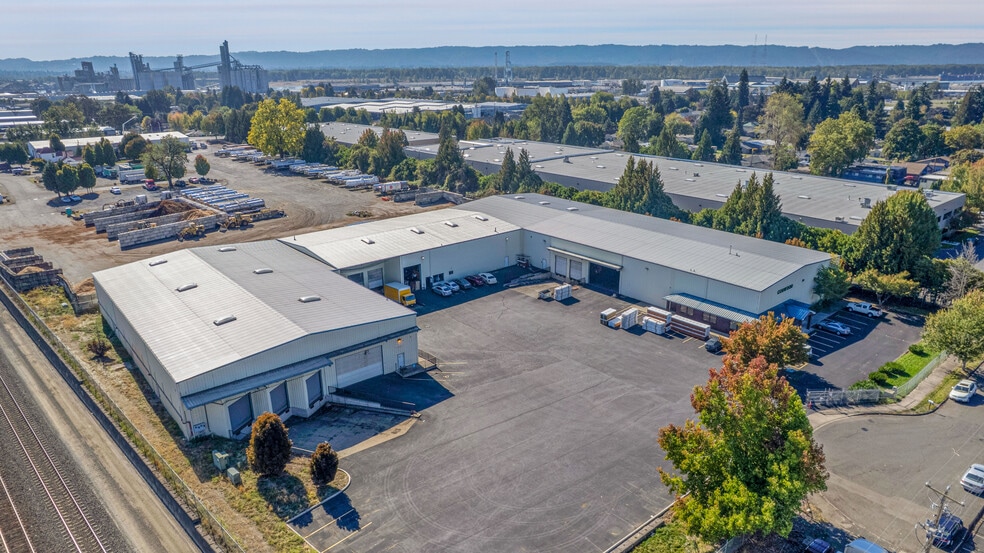1701 W 31st St, Vancouver, WA à louer - Photo du bâtiment - Image 2 de 16