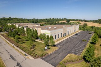 Plus de détails pour 2000 McClaren Woods Dr, Coraopolis, PA - Industriel à louer