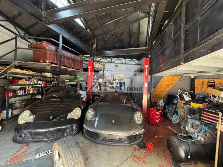 Industrial in Évry-Courcouronnes for sale - Interior Photo - Image 1 of 9