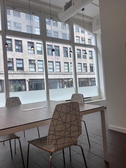 330-332 Washington St, Boston, MA à louer - Photo du bâtiment - Image 2 de 2