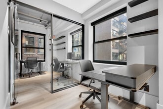 32 W 39th St, New York, NY for lease Interior Photo- Image 2 of 9