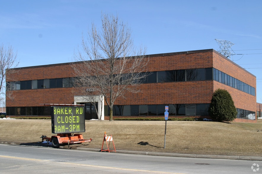 6133 Baker Rd, Minnetonka, MN à vendre - Photo du bâtiment - Image 3 de 4