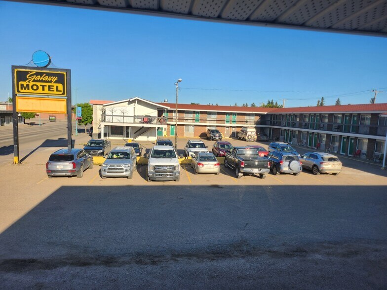 5110 50 Ave, St Paul, AB à vendre - Photo du bâtiment - Image 2 de 8