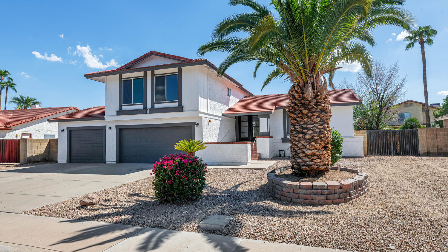 1927 E Crocus Dr, Phoenix, AZ à vendre Photo principale- Image 1 de 48