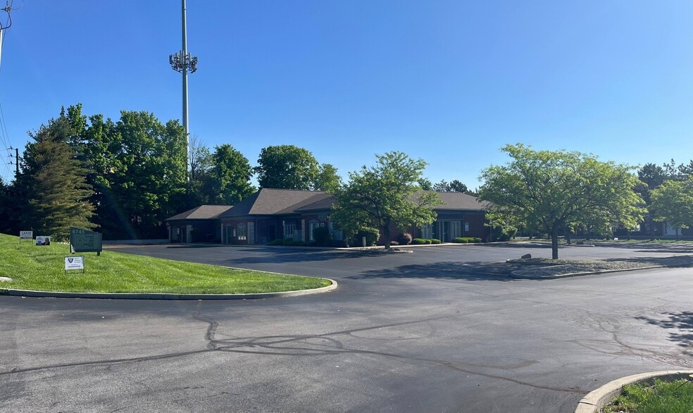 6745 S Gray Rd, Indianapolis, IN for lease - Building Photo - Image 1 of 12