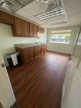 1819 Riverview Dr, Melbourne, FL for lease Interior Photo- Image 1 of 1