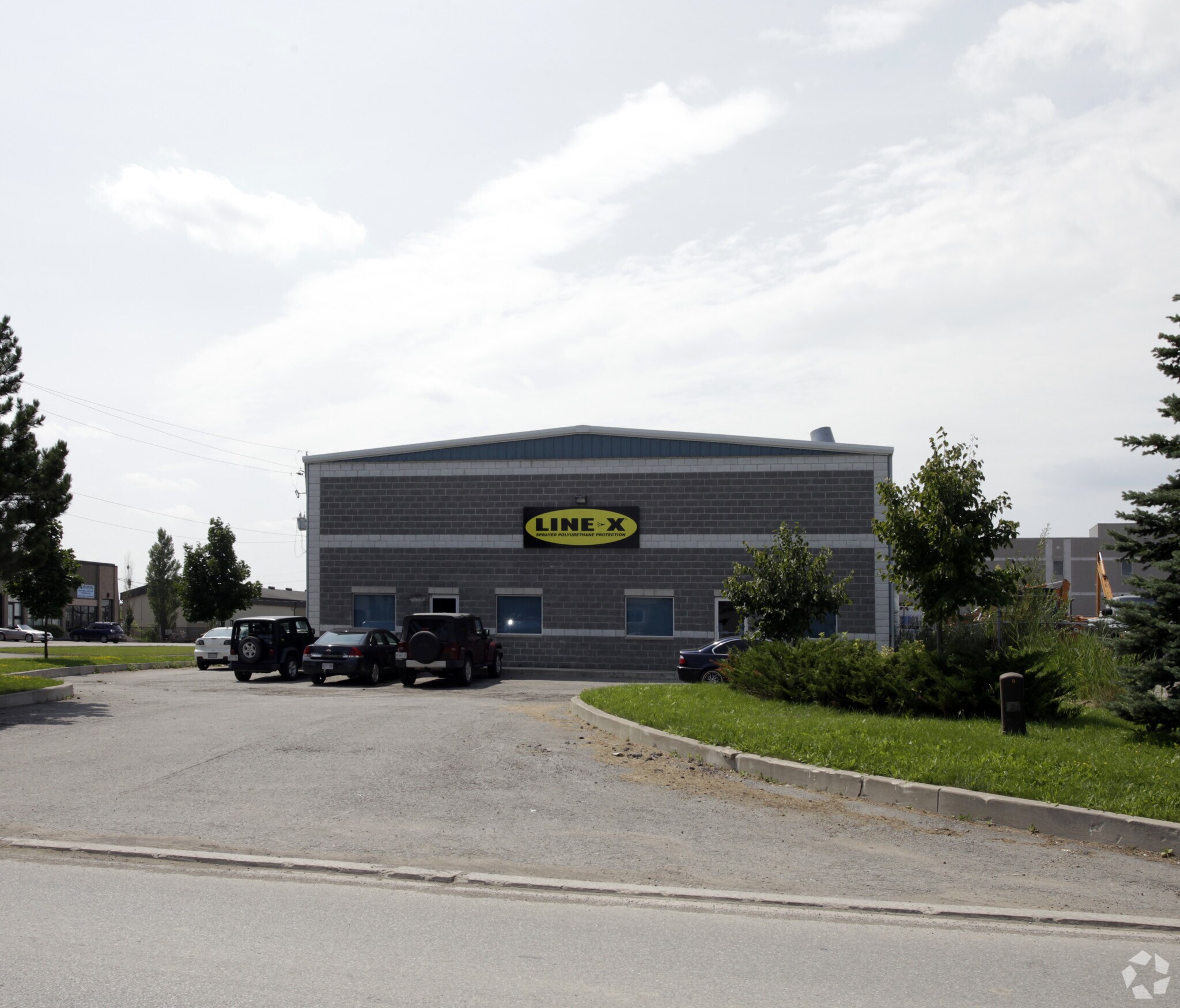 74 Healey Rd, Caledon, ON à vendre Photo principale- Image 1 de 1