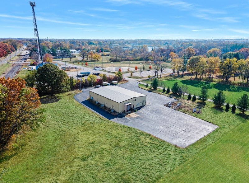 802 Hickory St, Mahomet, IL à louer - Photo du bâtiment - Image 3 de 14