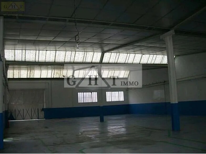 Industrial in Vaux-le-Pénil for sale - Building Photo - Image 3 of 13