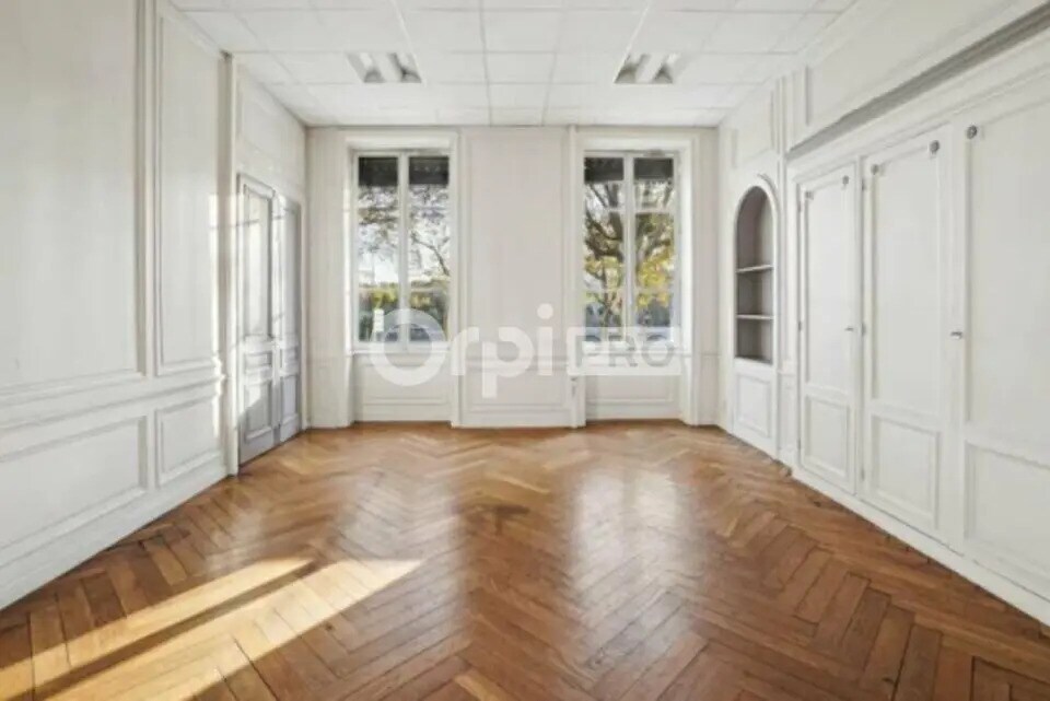 Bureau dans Lyon à louer Photo intérieure- Image 1 de 10