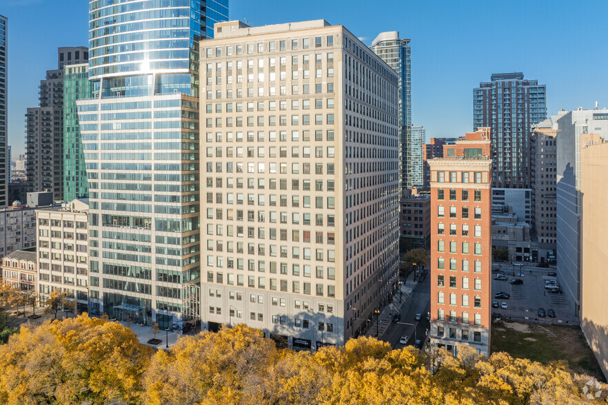 910 S Michigan Ave, Chicago, IL à vendre - Photo principale - Image 1 de 1