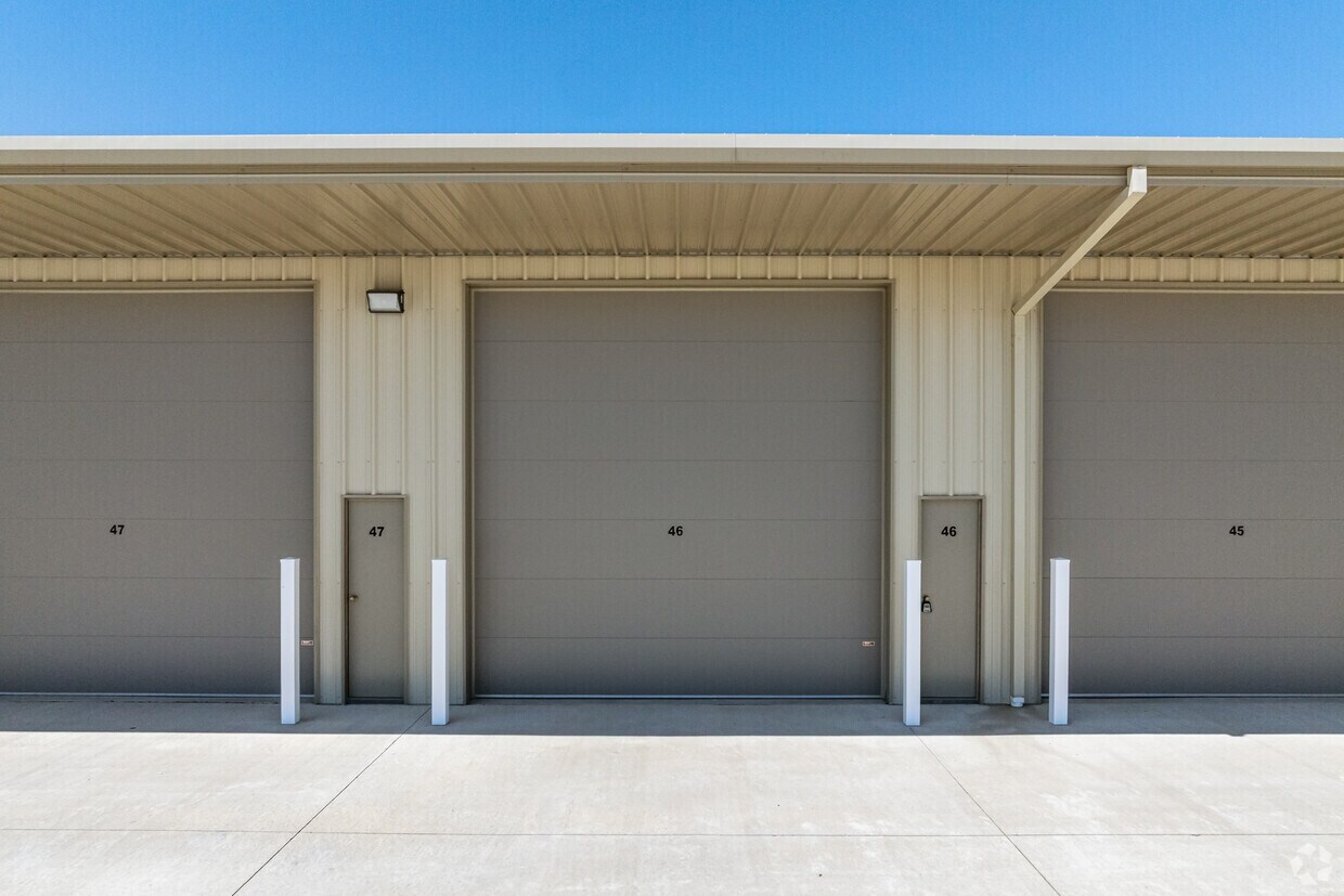 14600 N US Highway 169, Smithville, MO for lease Building Photo- Image 1 of 5