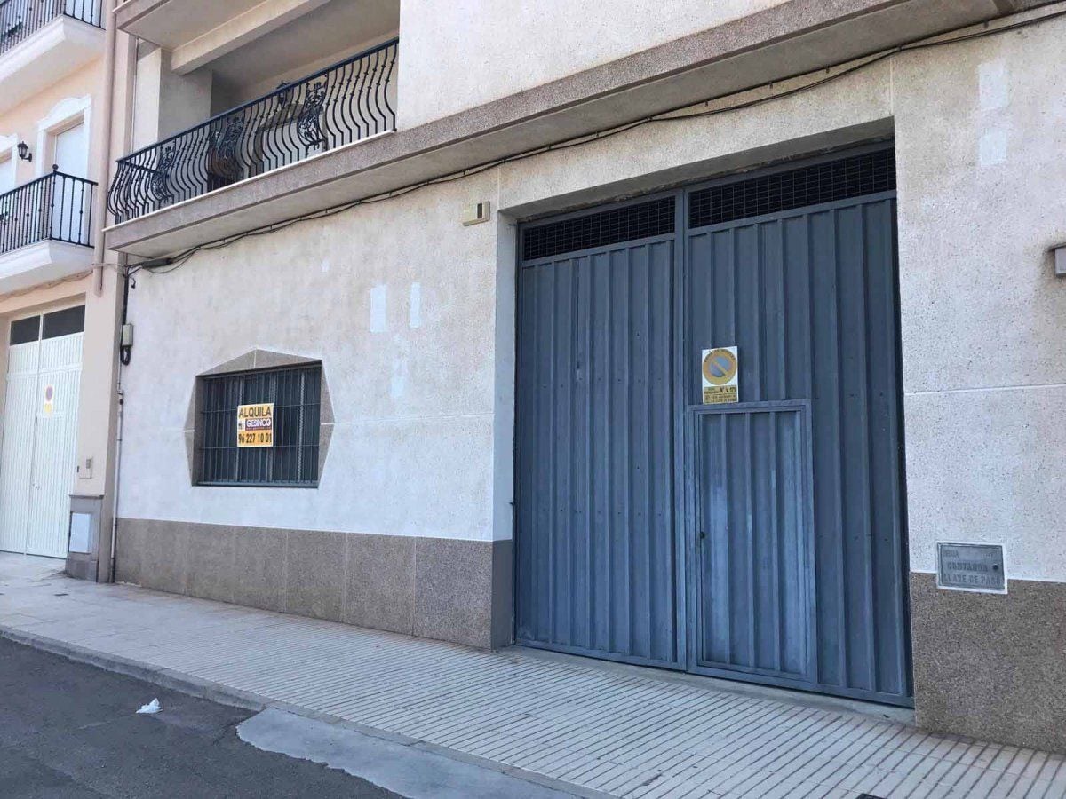 Retail in La Llosa de Ranes, Valencia for sale Building Photo- Image 1 of 2