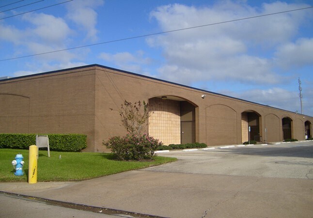 7240-7248 Wynnwood Ln, Houston, TX à louer Photo du bâtiment- Image 1 de 7