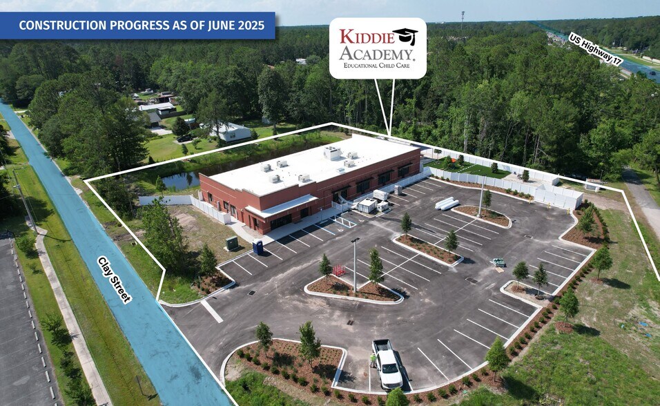 1135 Clay st, Fleming Island, FL à vendre - Photo principale - Image 3 de 7