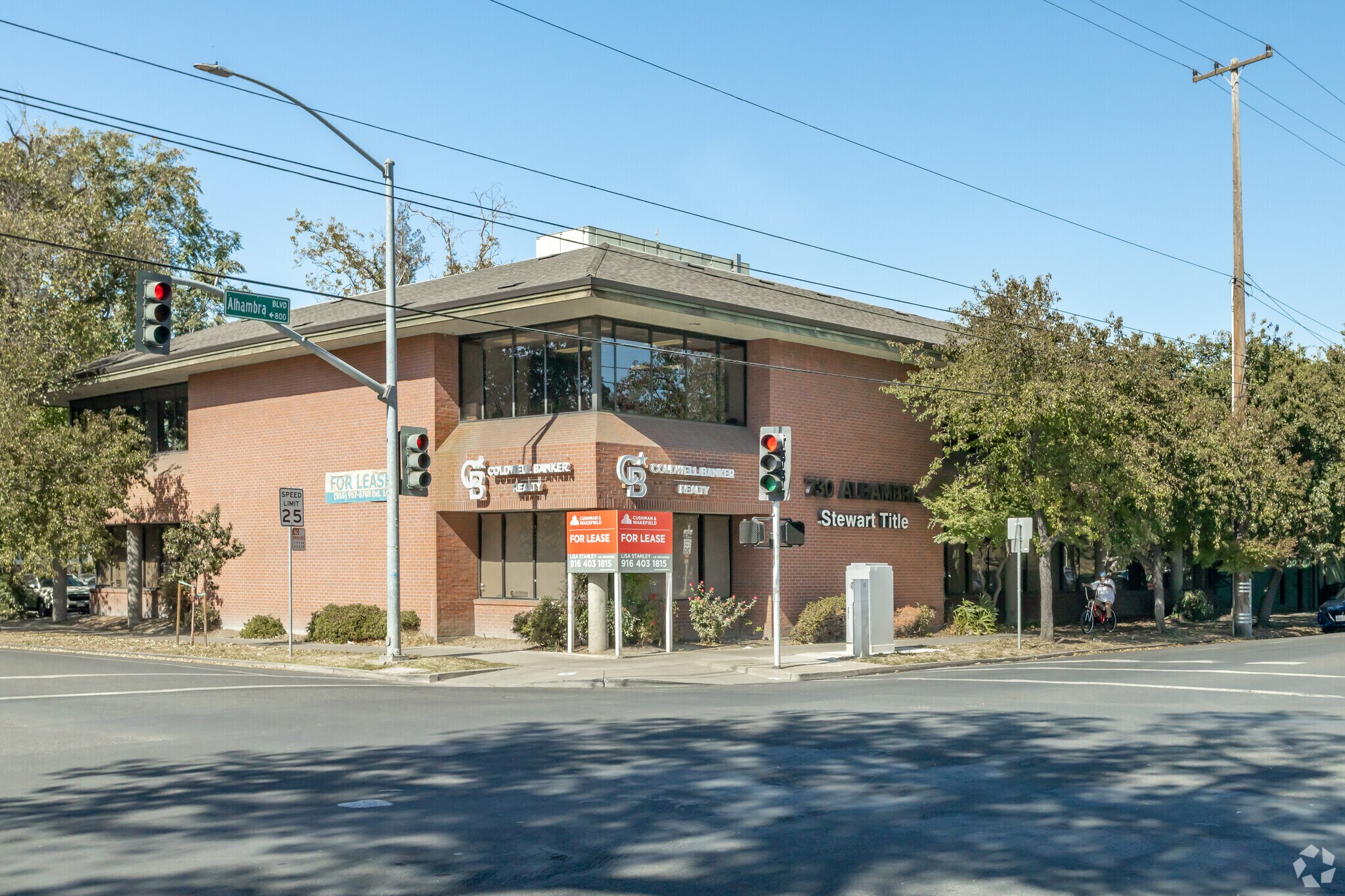 730 Alhambra Blvd, Sacramento, CA for lease Primary Photo- Image 1 of 13