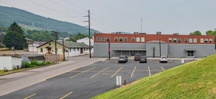 110 Reynolds St, Williamsport, PA for lease Interior Photo- Image 1 of 11