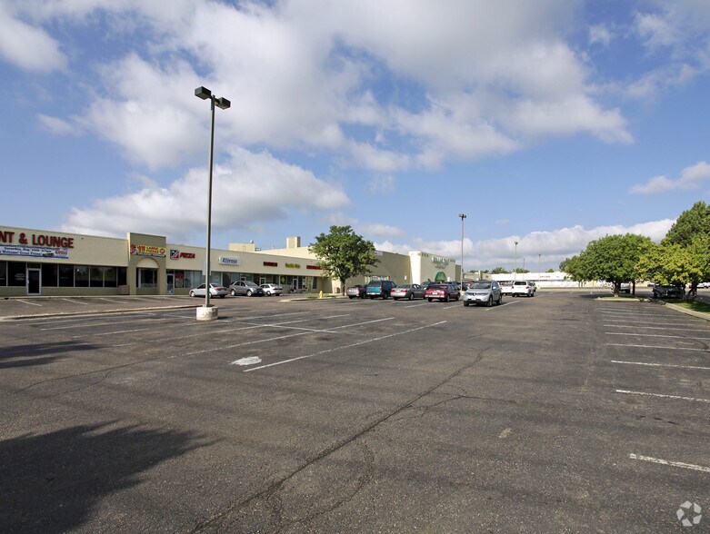 13608-13698 E Alameda Ave, Aurora, CO for lease - Building Photo - Image 3 of 7