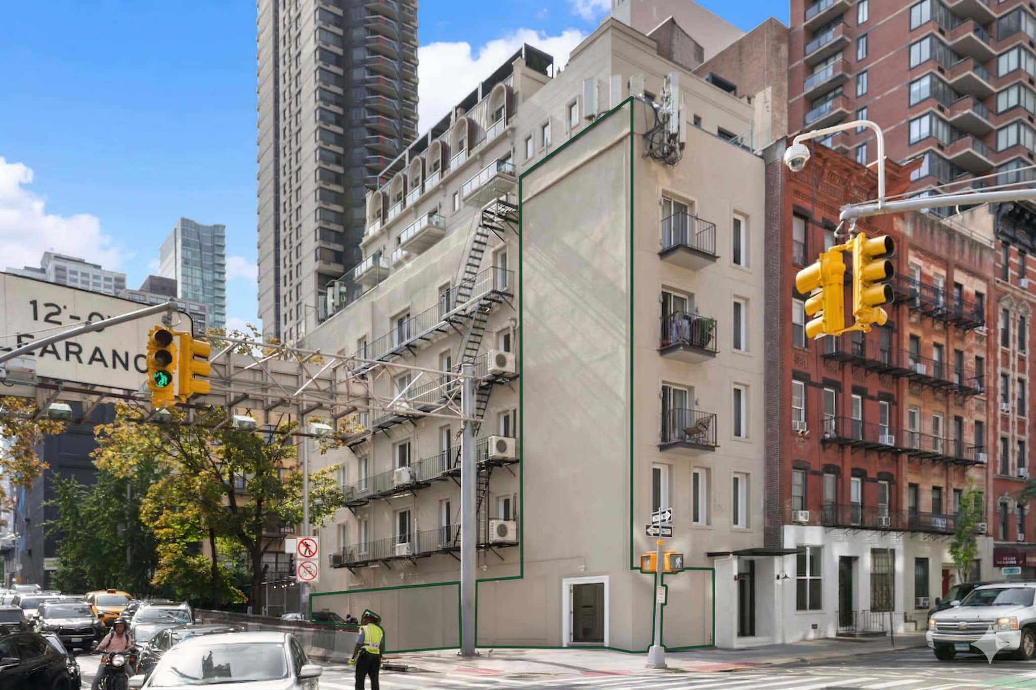318 E 62nd St, New York, NY for lease Primary Photo- Image 1 of 4