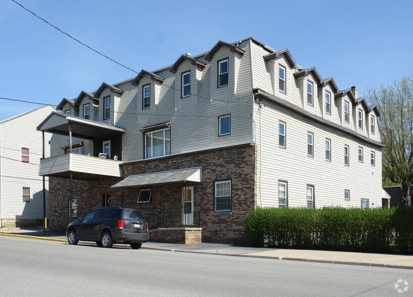 132 Curtin St, Osceola Mills, PA à vendre - Photo du bâtiment - Image 2 de 2