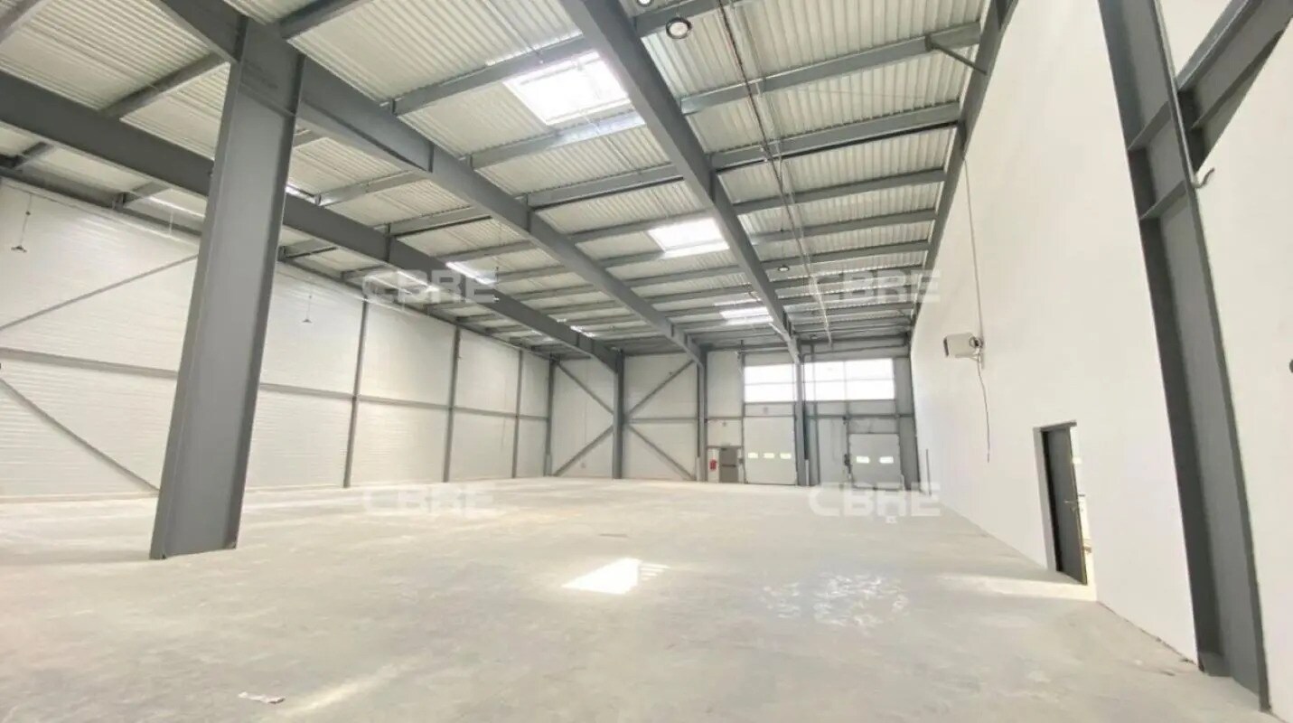 Office in Croissy-Beaubourg for lease Building Photo- Image 1 of 11