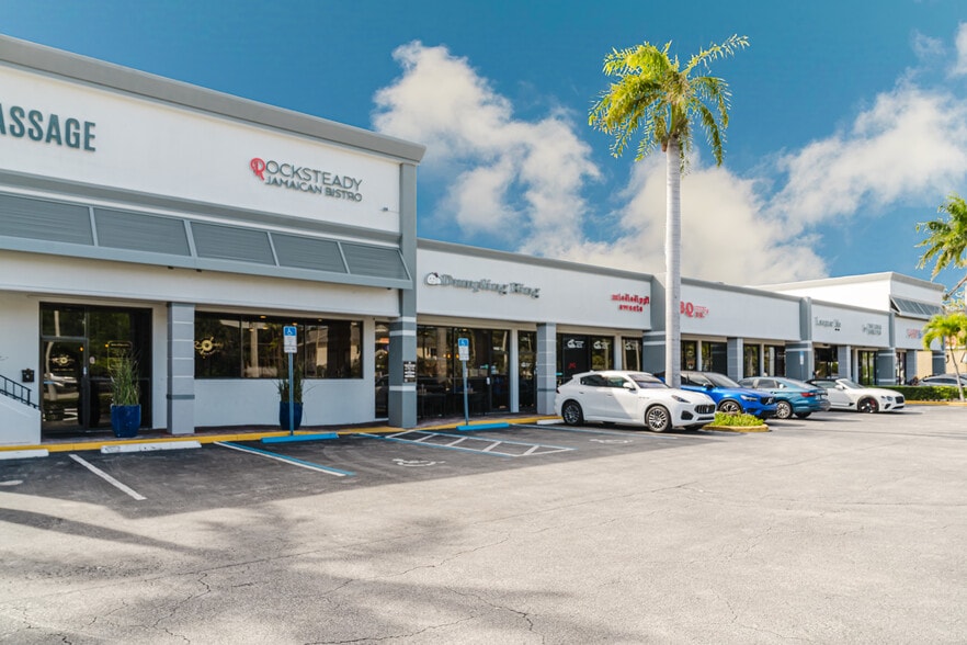 2399-2401 N Federal Hwy, Boca Raton, FL for lease - Primary Photo - Image 1 of 18