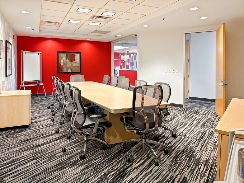 8310 S Valley Hwy, Englewood, CO à louer - Photo intérieure - Image 3 de 11