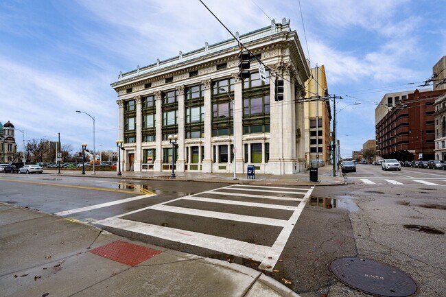 More details for 115 W 4th St, Dayton, OH - Office for Sale