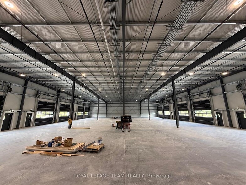 340 Frank Davis St, Mississippi Mills, ON for lease - Building Photo - Image 2 of 10