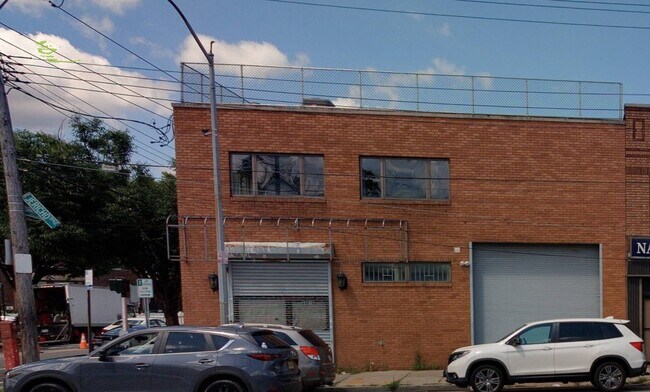 More details for 248-01 Jericho Tpke, Bellerose, NY - Industrial for Sale