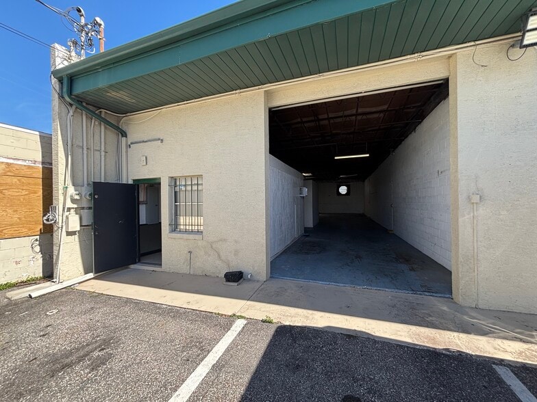 577-595 Fairvilla Rd, Orlando, FL for lease - Building Photo - Image 1 of 20