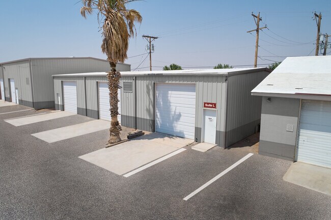 More details for 10893 Dyer St, El Paso, TX - Office, Industrial for Lease