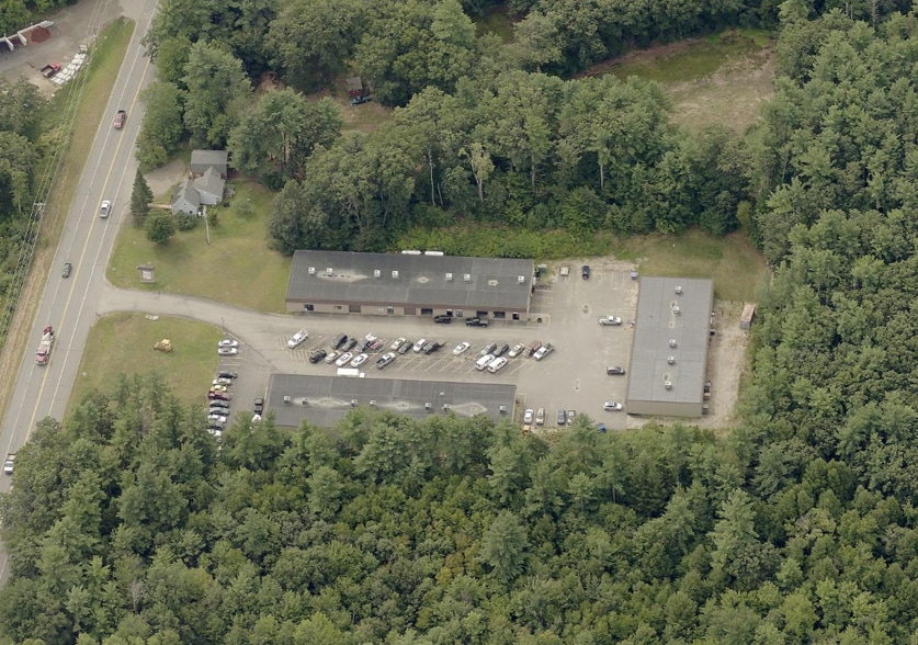 424 Route 125, Brentwood, NH for lease - Building Photo - Image 1 of 5