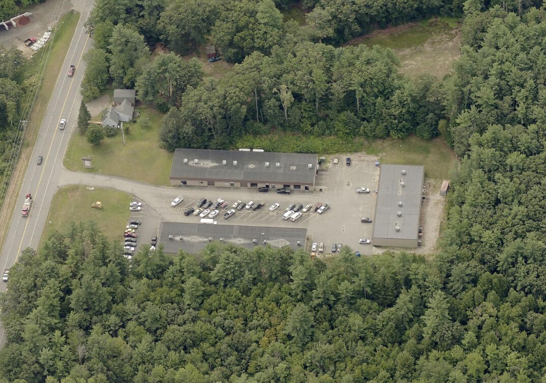 424 Route 125, Brentwood, NH à louer Photo du bâtiment- Image 1 de 6