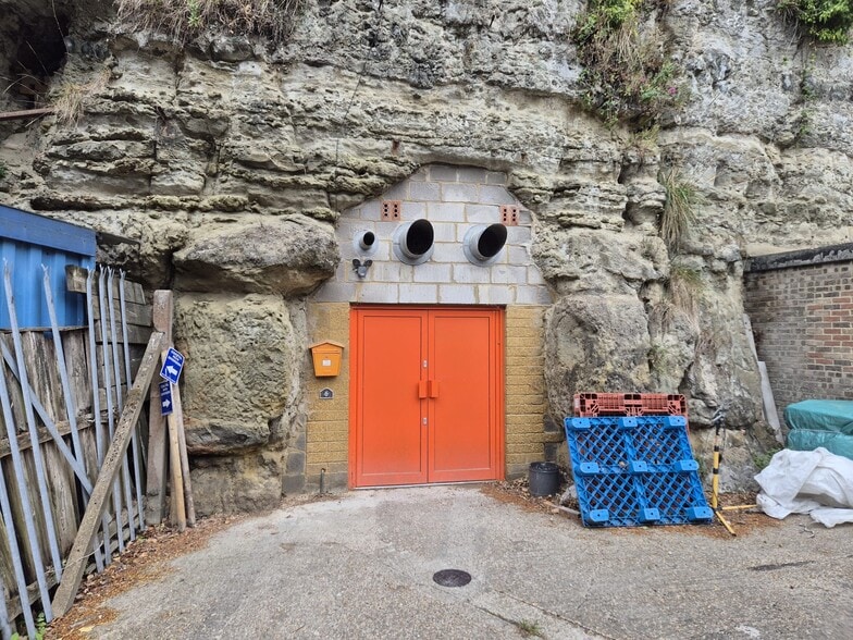 Old Station Rd, Ventnor à vendre - Photo du bâtiment - Image 1 de 2