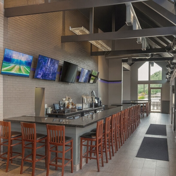 251 Exchange Blvd, Rochester, NY à louer - Photo intérieure - Image 3 de 7